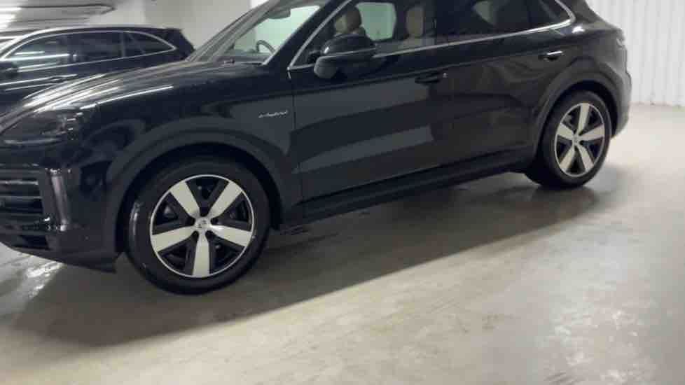 More views of Porsche Cayenne