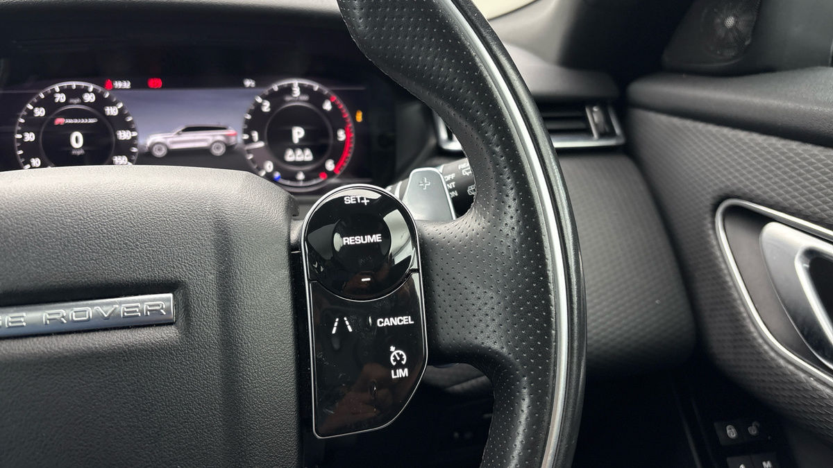 Land Rover Range Rover Velar Image 14