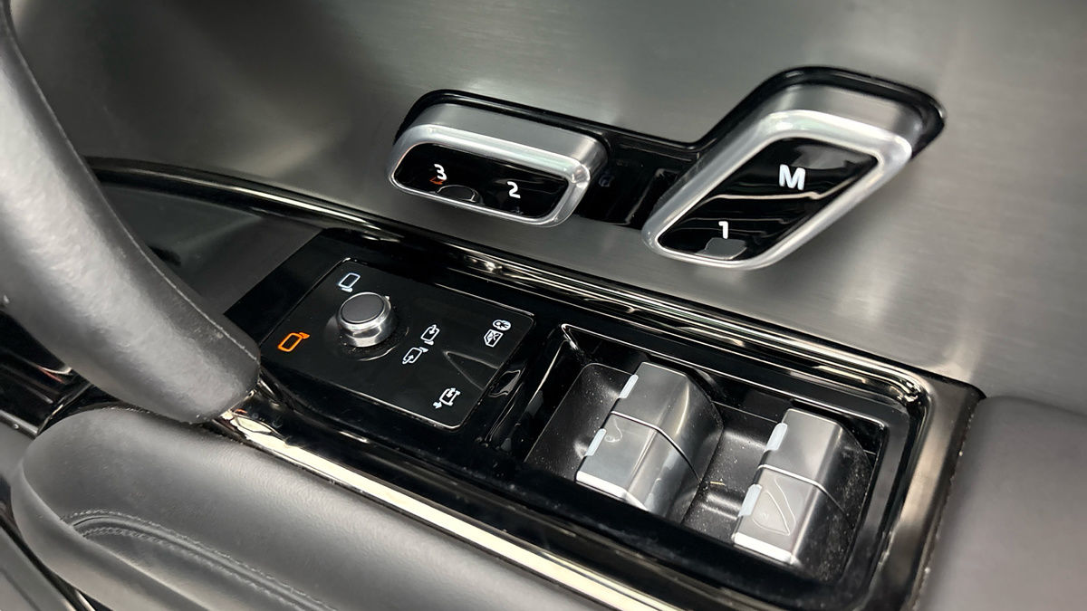 Land Rover Range Rover Sport Urban Image 25