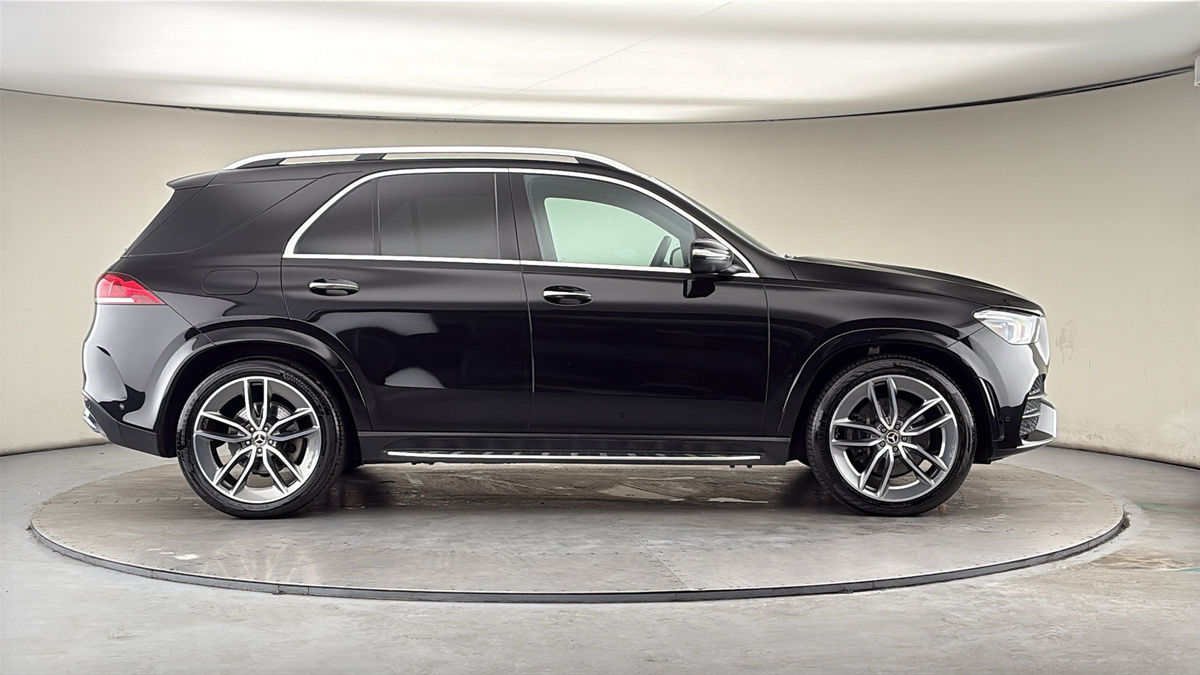 Mercedes-Benz GLE Image 16