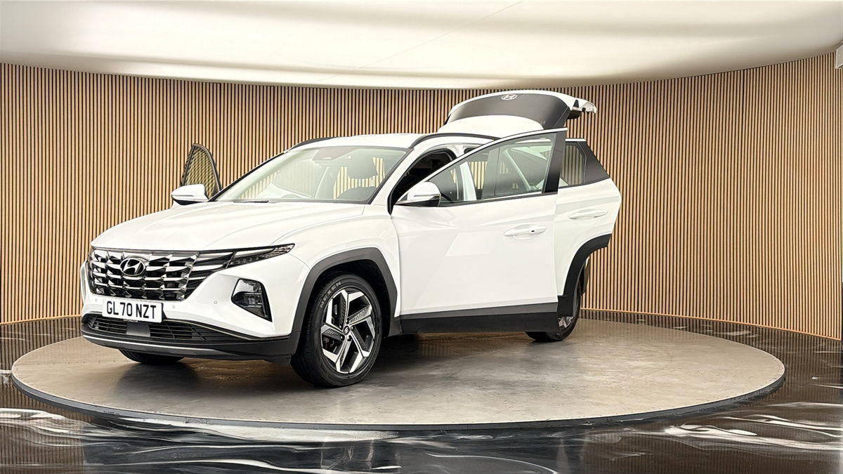 More views of Hyundai TUCSON