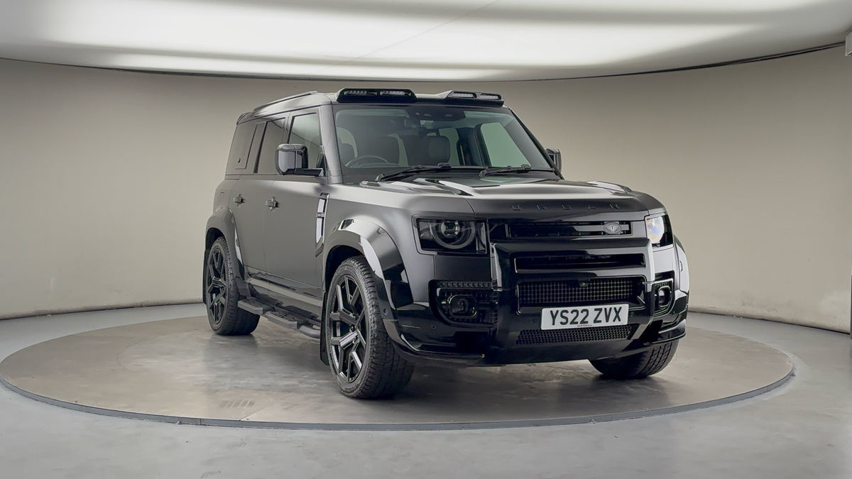 More views of Land Rover Defender 110