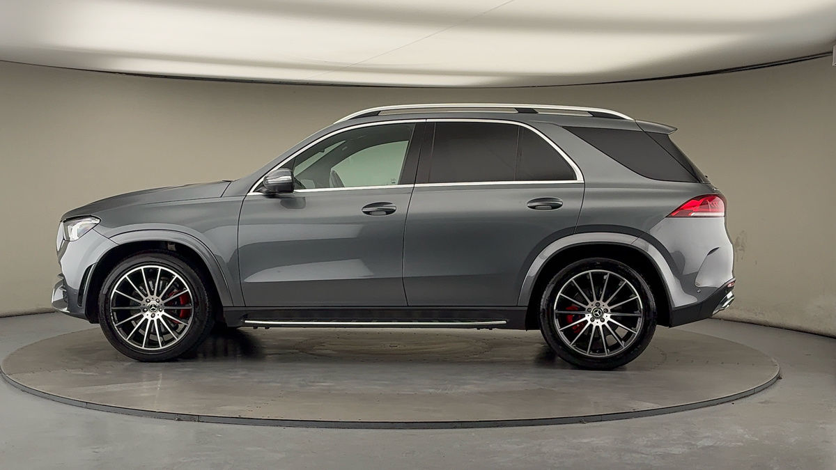 More views of Mercedes-Benz GLE