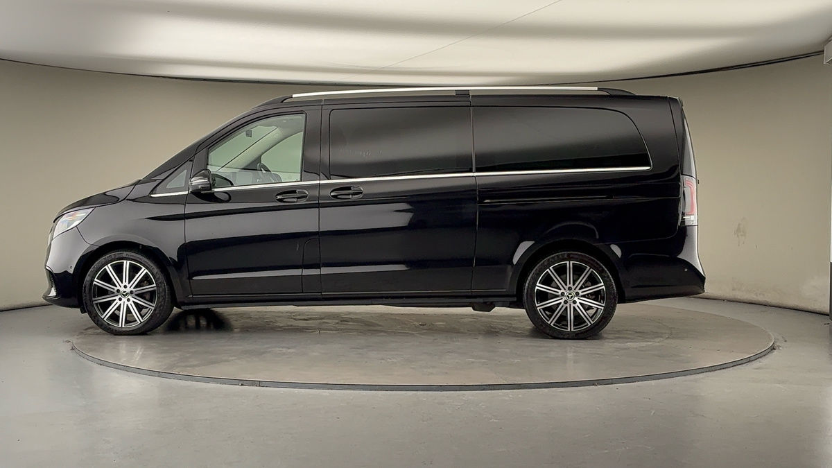 More views of Mercedes-Benz V Class