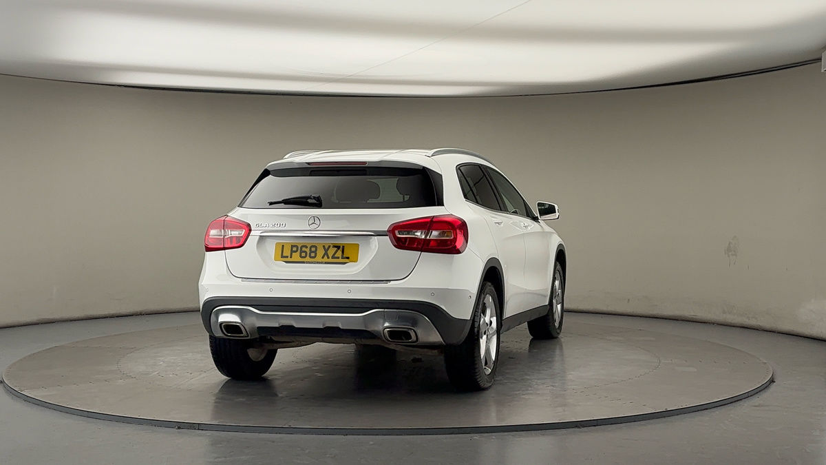 More views of Mercedes-Benz GLA