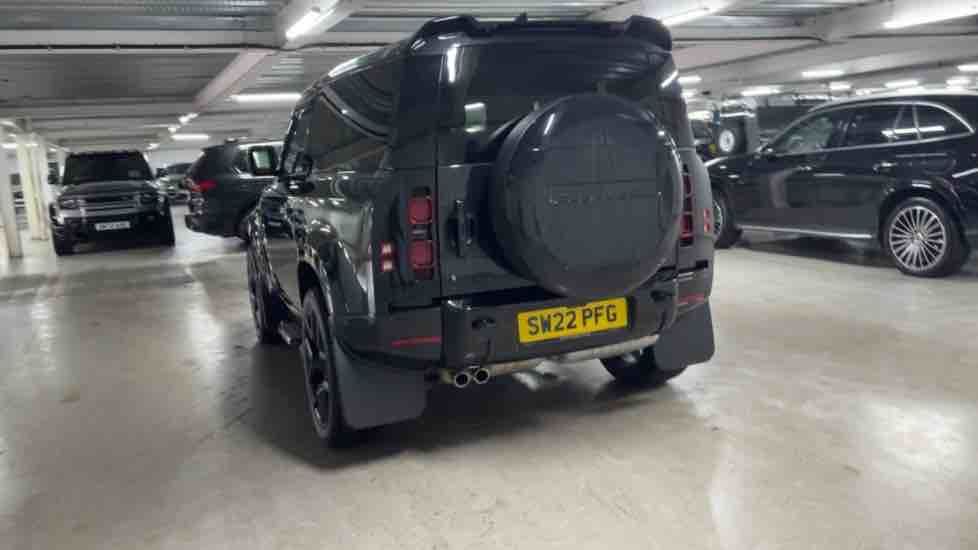 More views of Land Rover Defender 90
