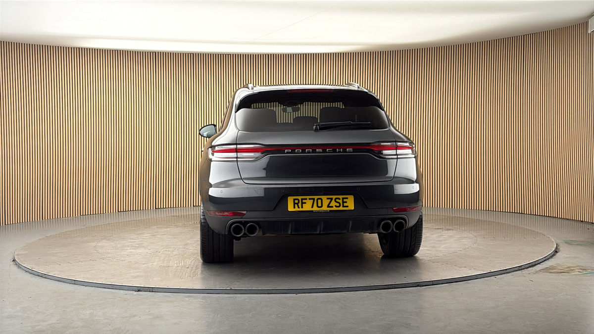 More views of Porsche Macan