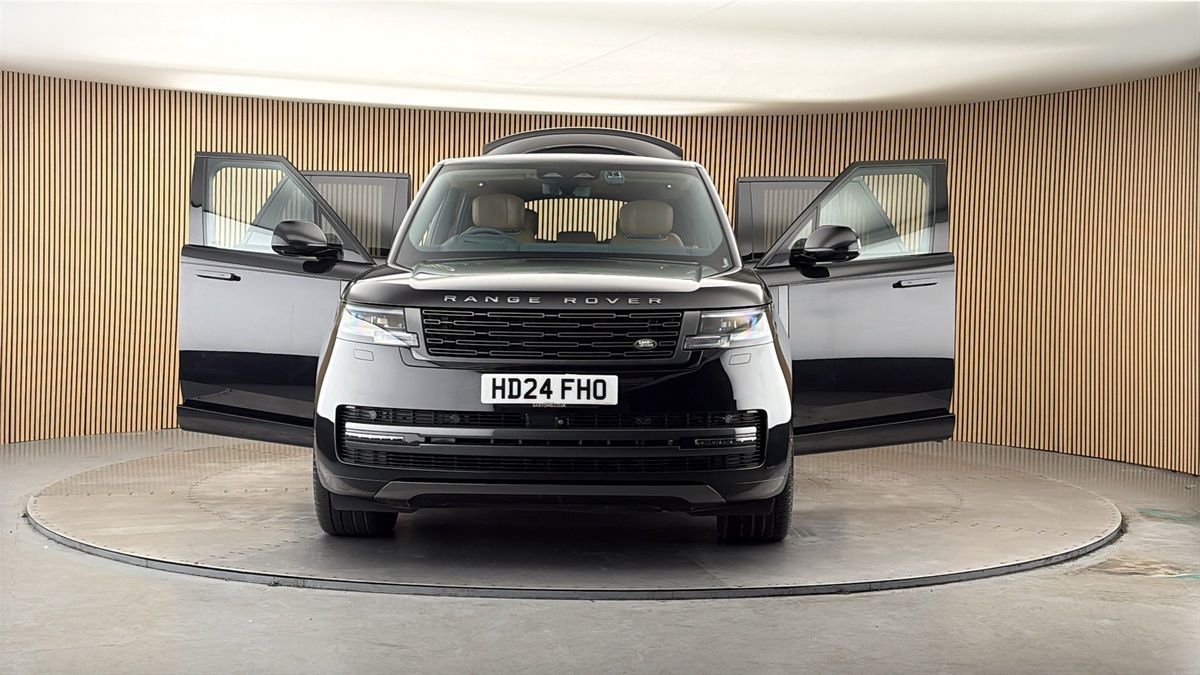 More views of Land Rover Range Rover
