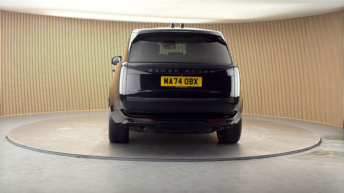 More views of Land Rover Range Rover