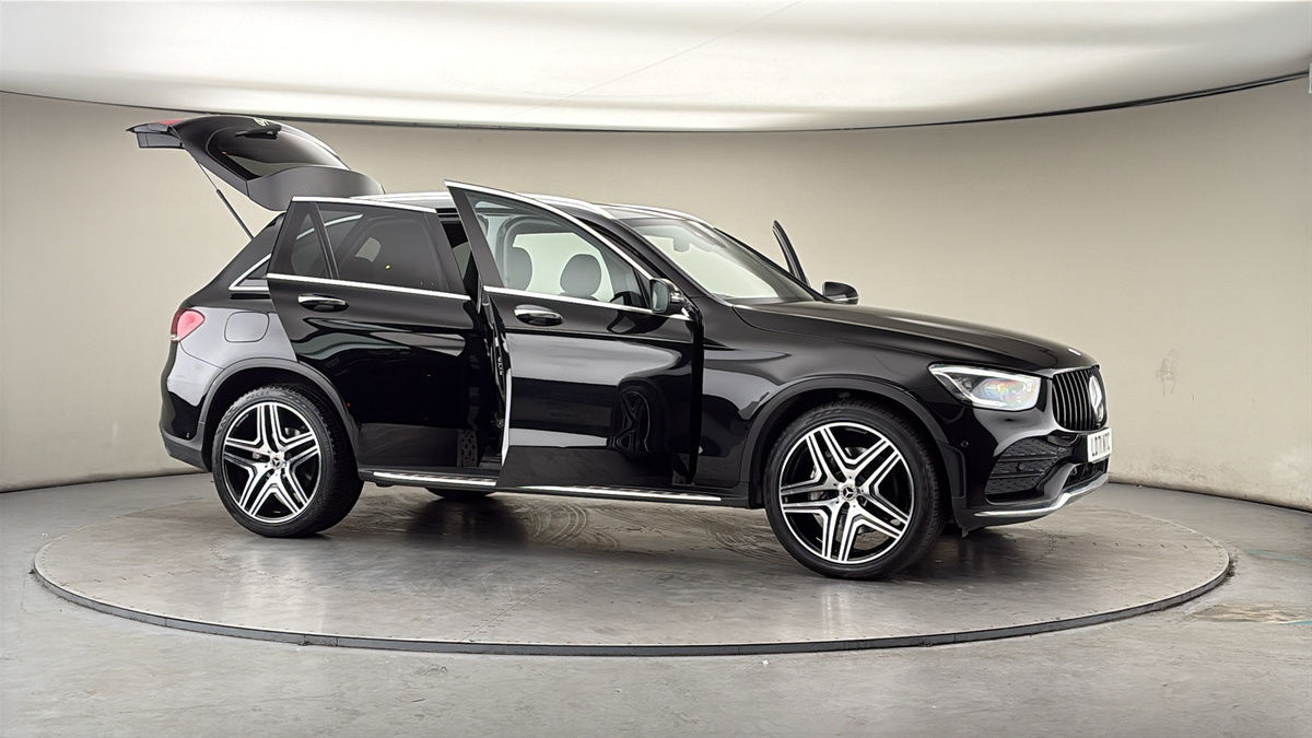 More views of Mercedes-Benz GLC