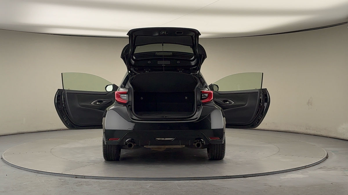 More views of Toyota Yaris