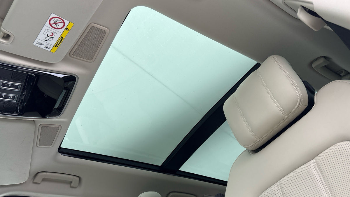 Land Rover Range Rover Sport Image 6