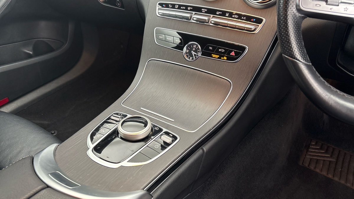 Mercedes-Benz C Class Image 18