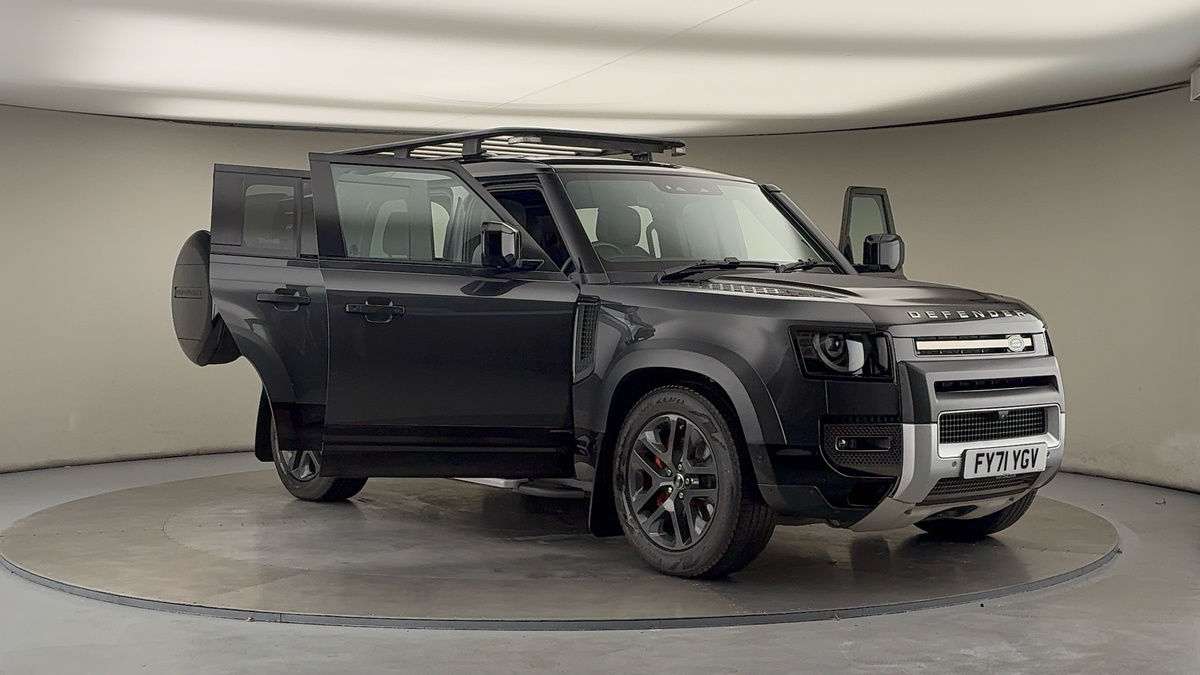 More views of Land Rover Defender 110