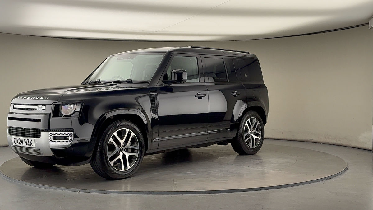 Land Rover Defender 110 Image 20