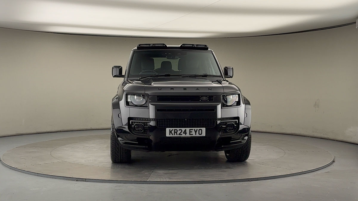 More views of Land Rover Defender 90