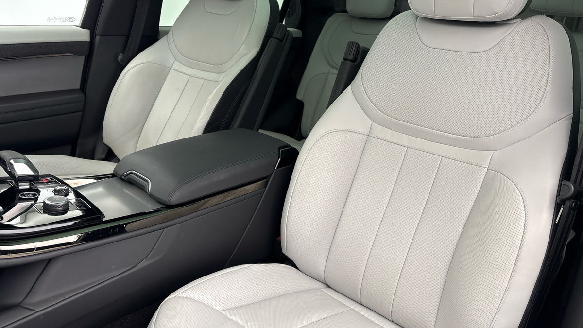 Land Rover Range Rover Sport Image 7