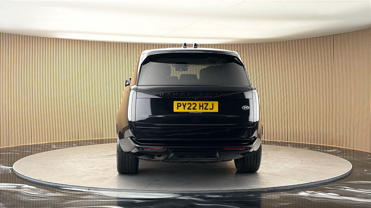 More views of Land Rover Range Rover