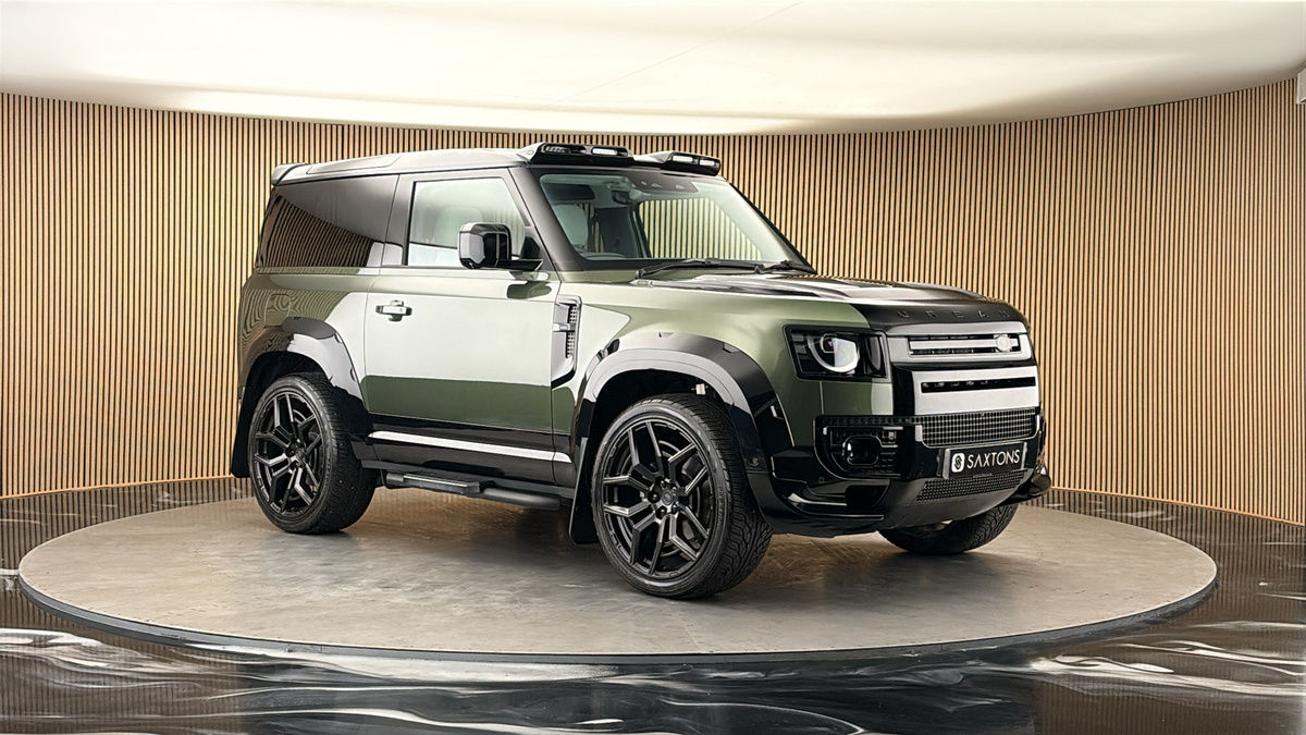 More views of Land Rover Defender 90