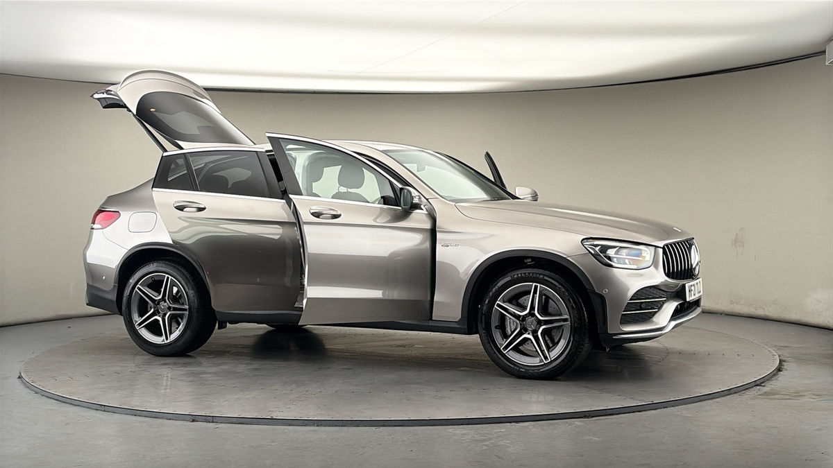 More views of Mercedes-Benz GLC