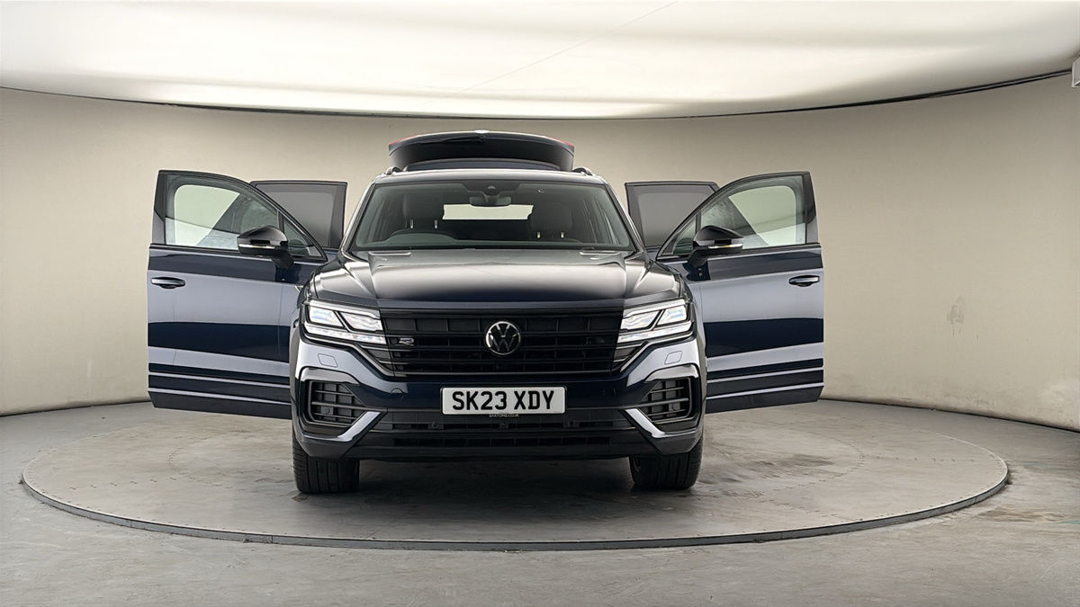 More views of Volkswagen Touareg