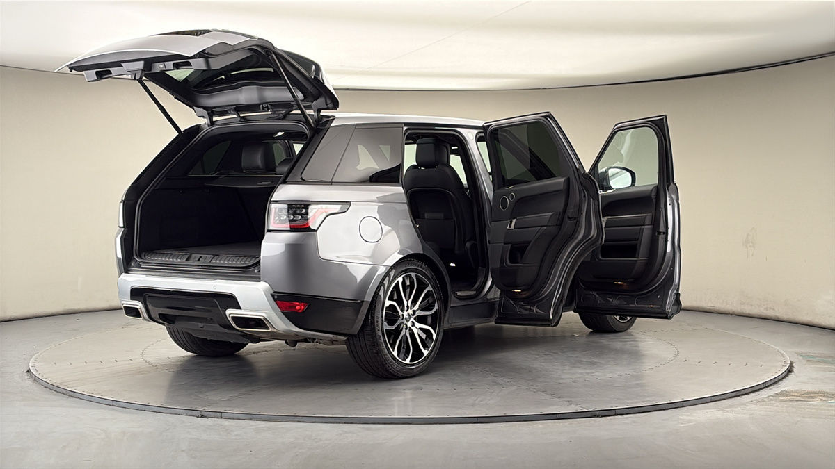 More views of Land Rover Range Rover Sport