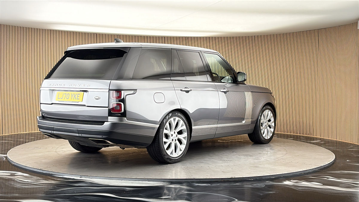 More views of Land Rover Range Rover