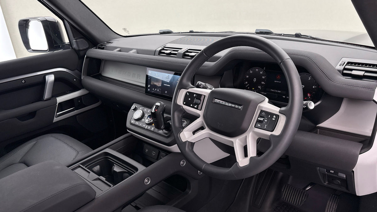 Land Rover Defender 90 Urban Image 5