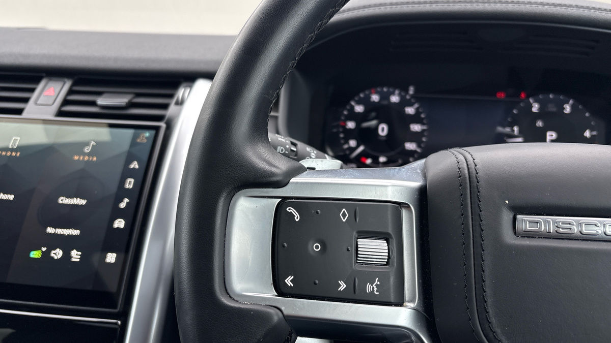 Land Rover Discovery Image 13