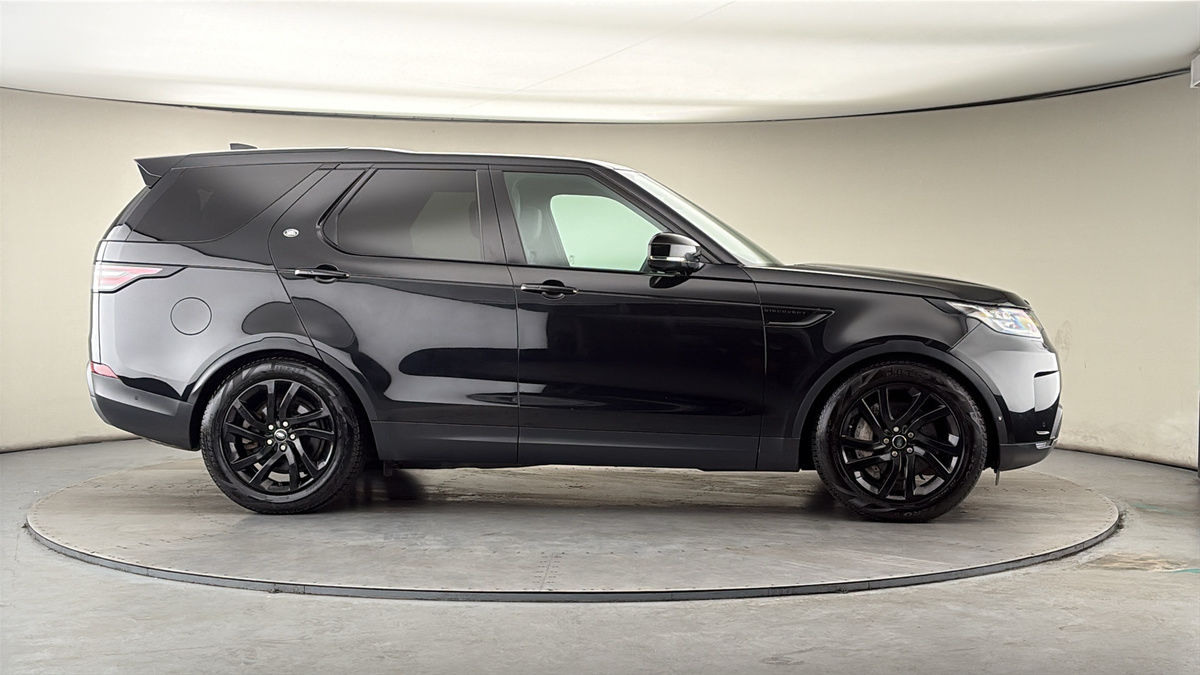 More views of Land Rover Discovery