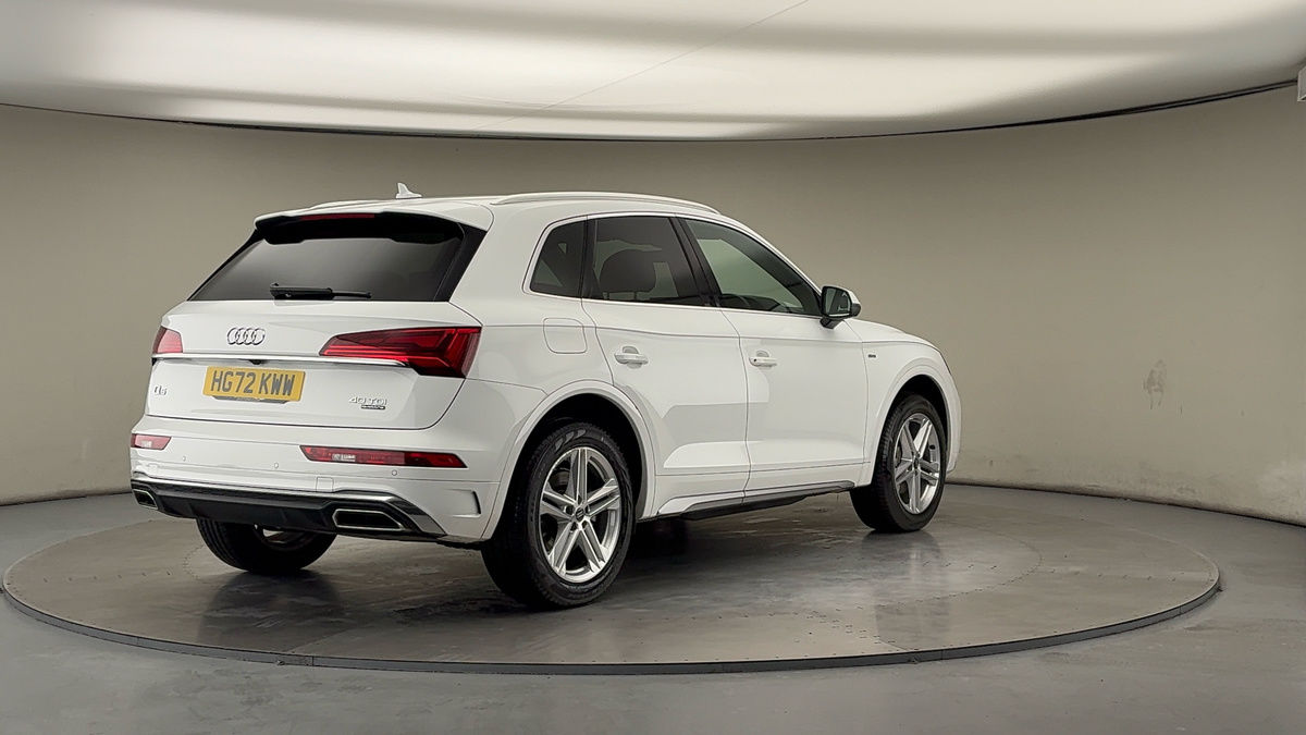 More views of Audi Q5