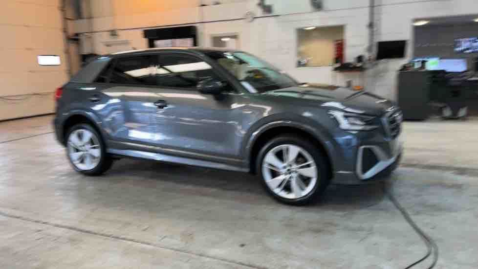 More views of Audi Q2