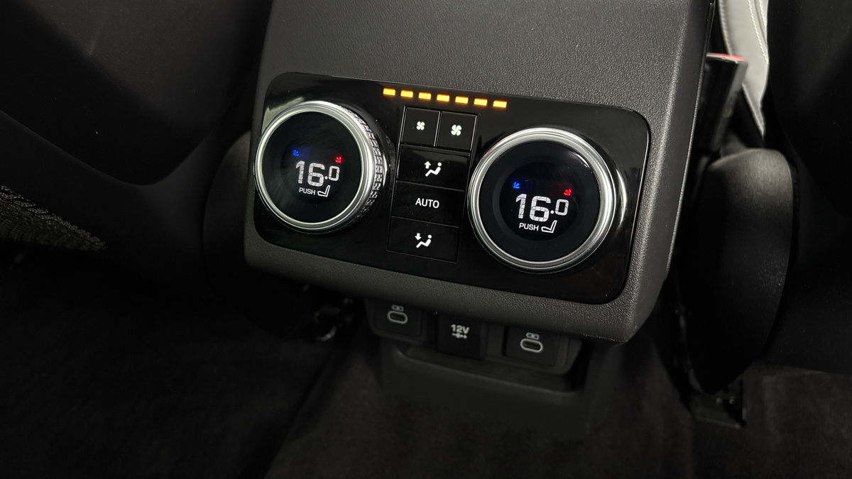 Jaguar I-PACE Image 29