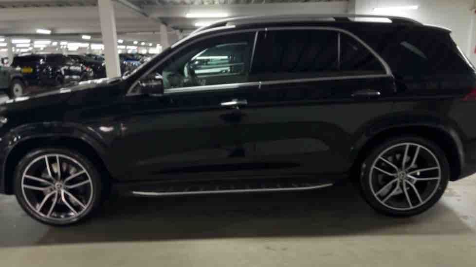 More views of Mercedes-Benz GLE