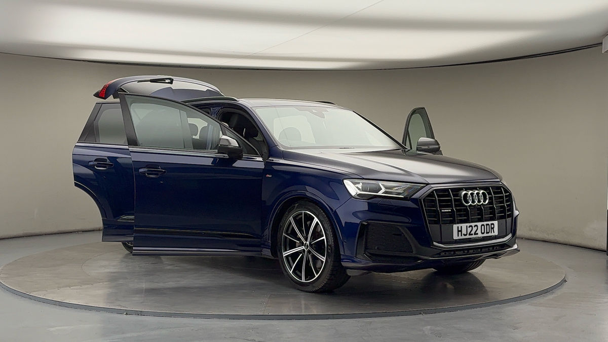 More views of Audi Q7