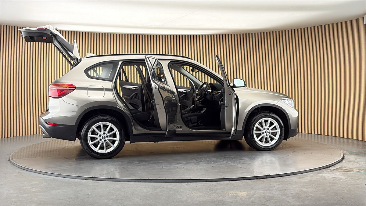 More views of BMW X1