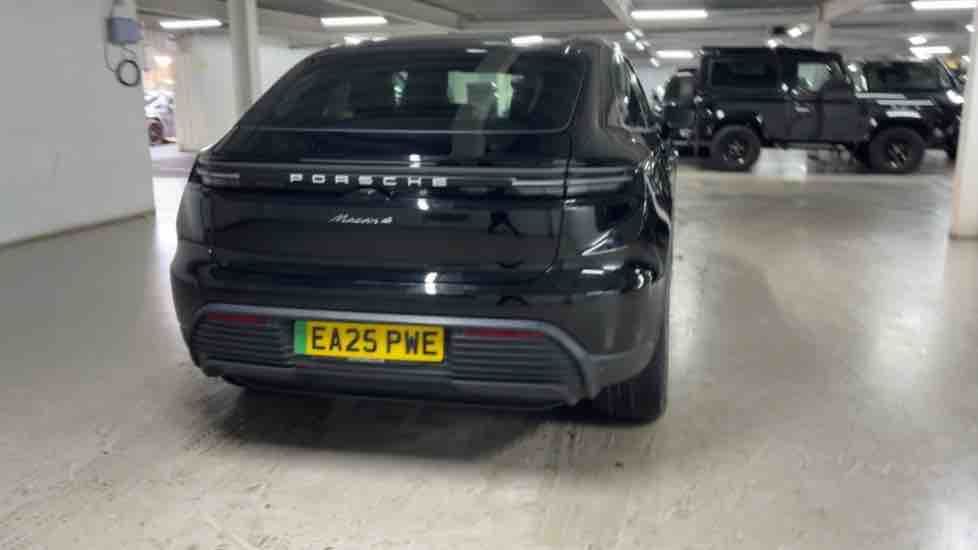 More views of Porsche Macan