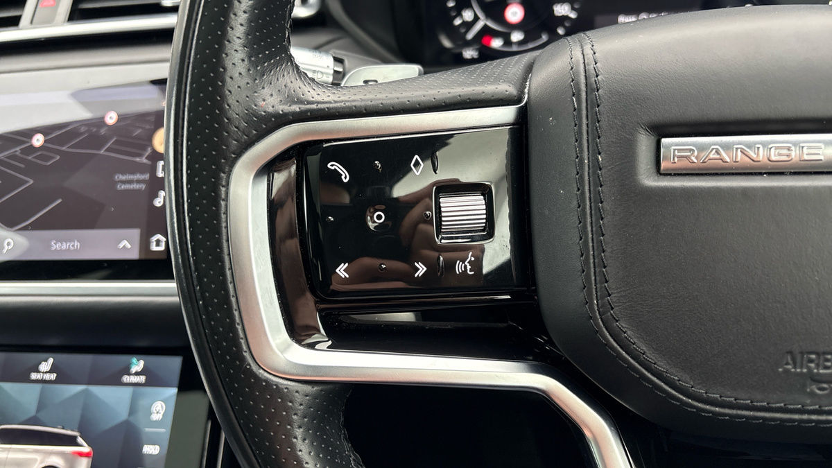 Land Rover Range Rover Velar Image 13