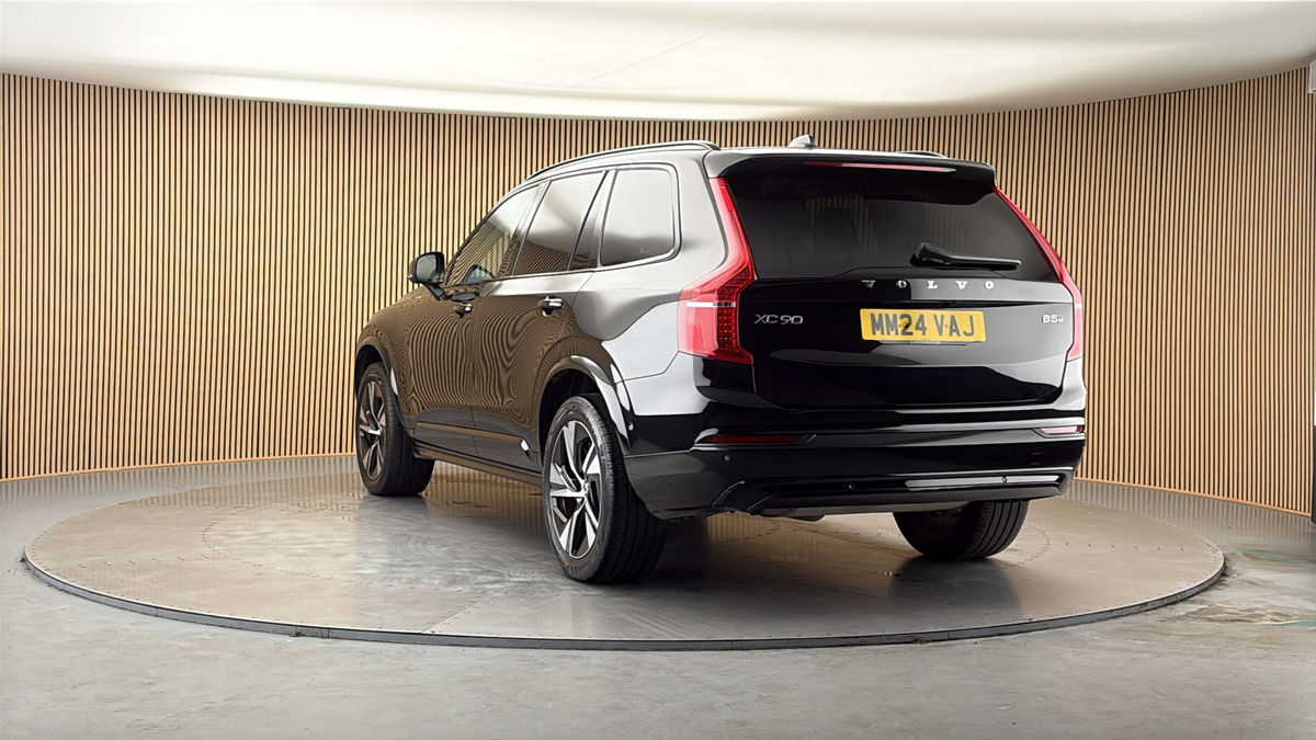 More views of Volvo XC90