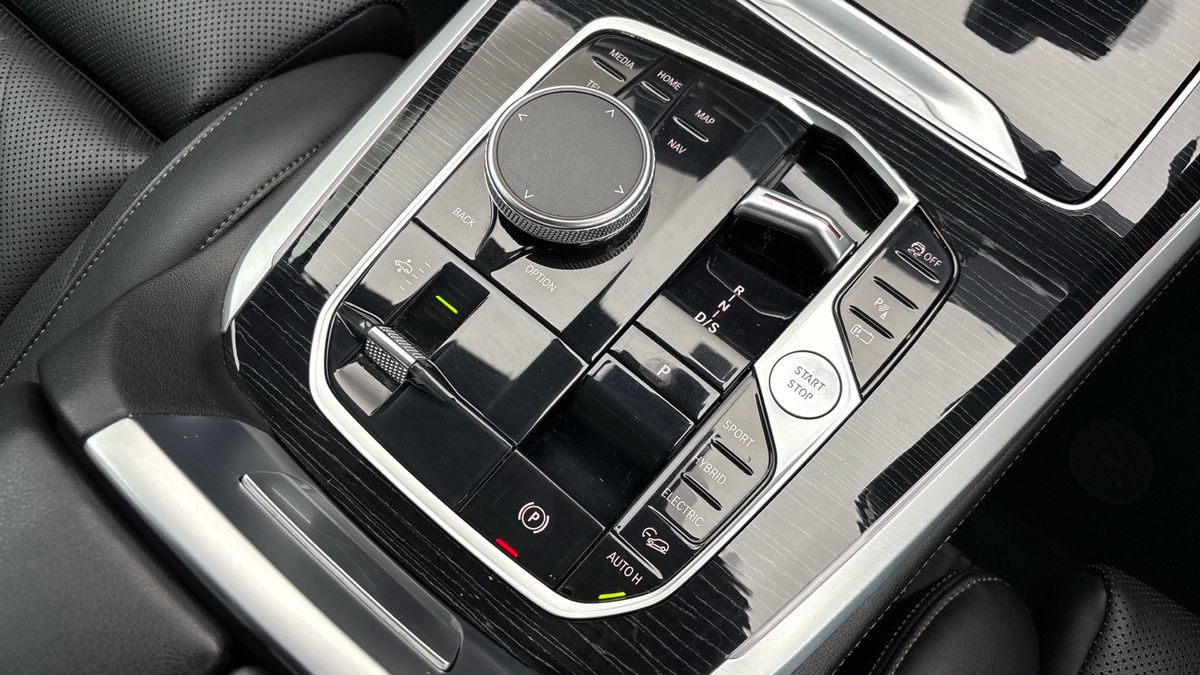 BMW X5 Image 6