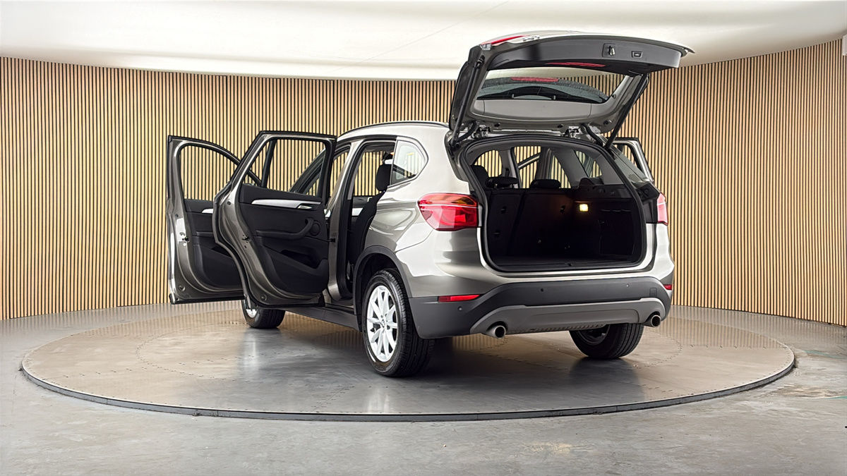 More views of BMW X1