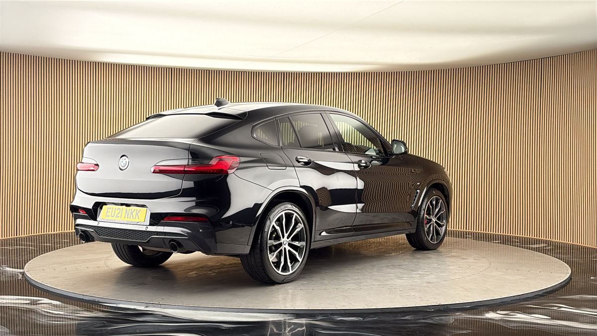 More views of BMW X4