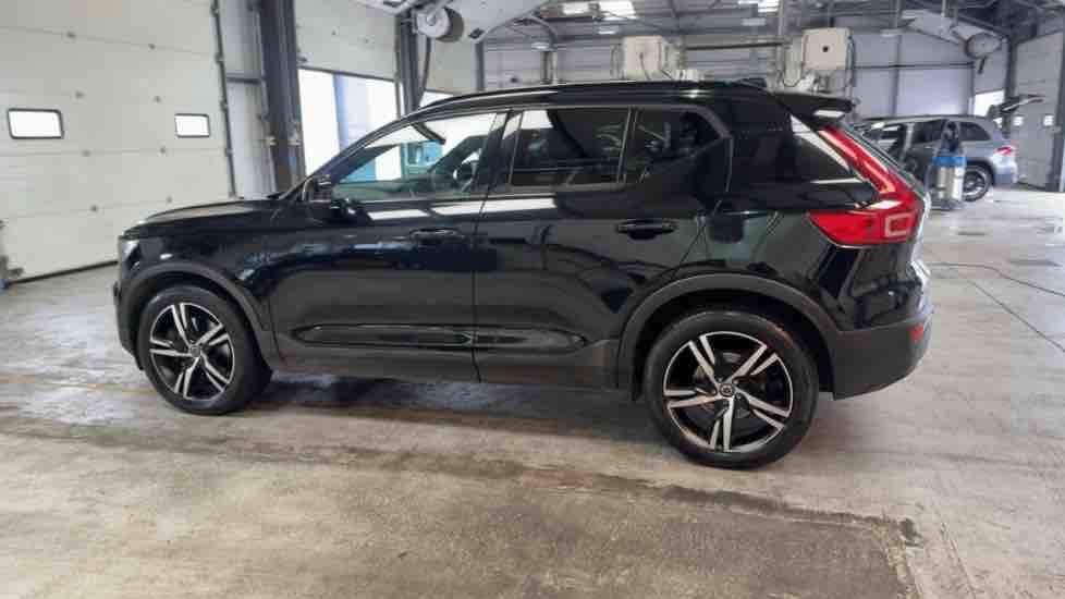 More views of Volvo XC40