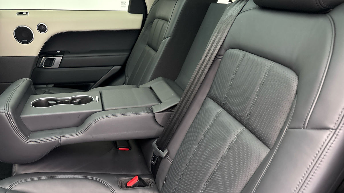 Land Rover Range Rover Sport Image 9