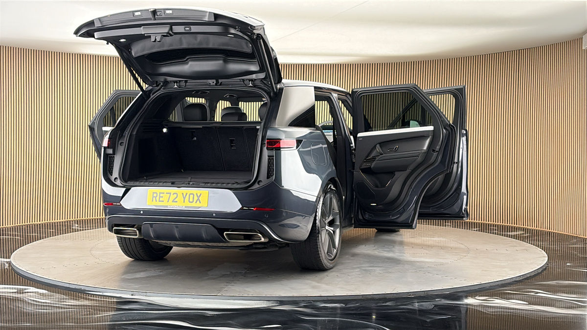 More views of Land Rover Range Rover Sport