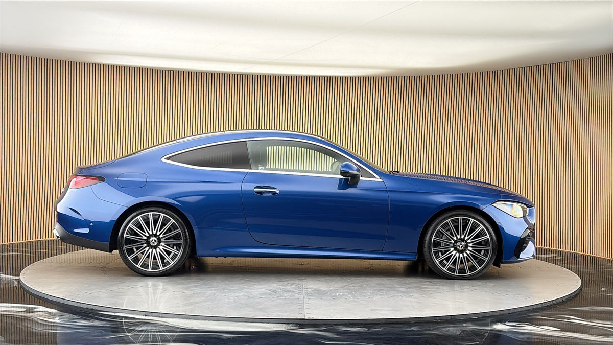 Mercedes-Benz CLE Image 16