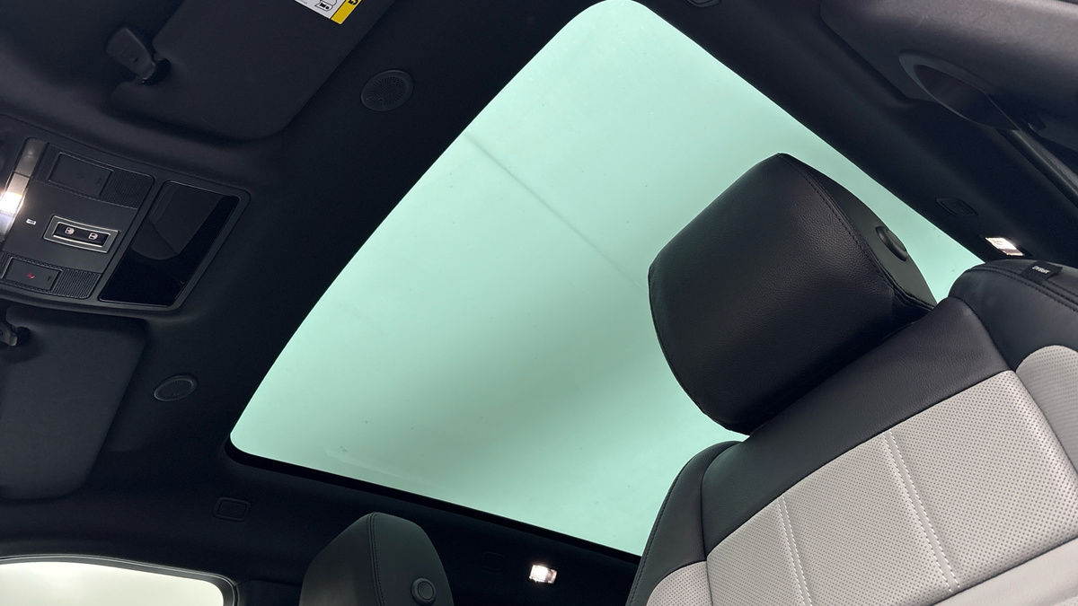 Land Rover Range Rover Evoque Image 6