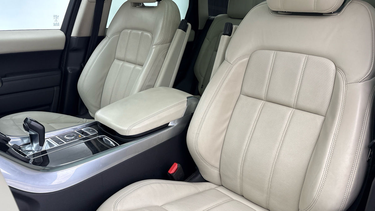 Land Rover Range Rover Sport Image 7