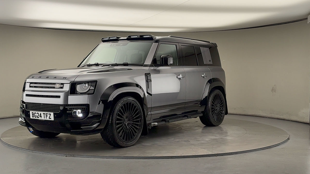 More views of Land Rover Defender 110