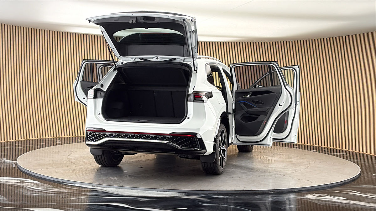 More views of Volkswagen Tiguan